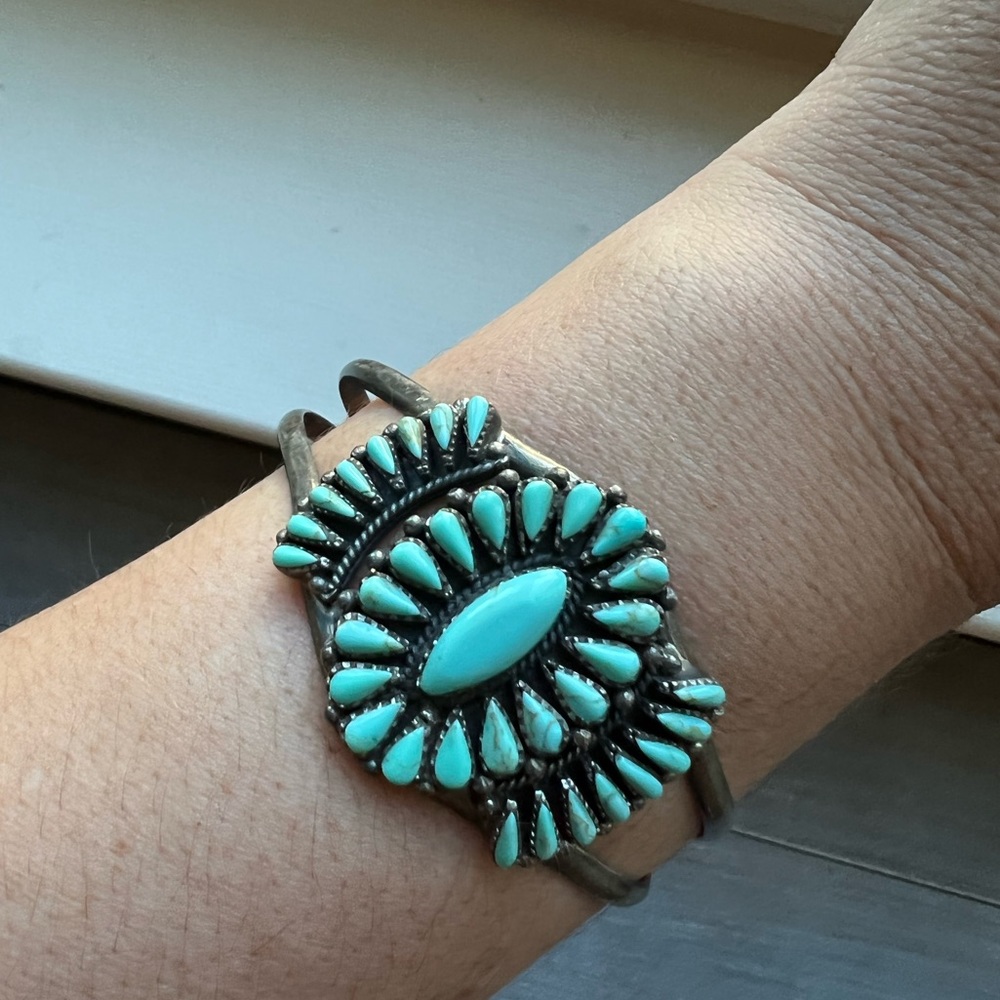 Vintage turquoise cuff bracelet